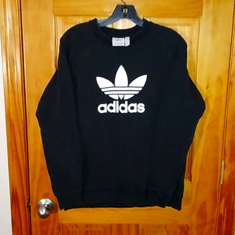 Adidas black crewneck size m